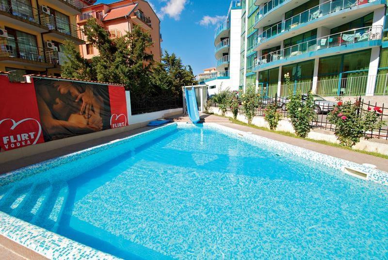 Diamond Hotel Primorsko Exterior foto